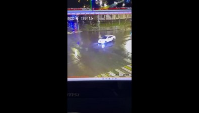 Утром в Южно-Сахалинске разбились две легковушки