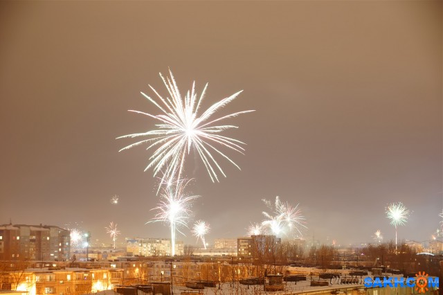 DSC07994_3000x2000
Фотограф: k5v7v
Салют в Южно-Сахалинске в первые минуты Нового 2014 года.

Просмотров: 904
Комментариев: 0