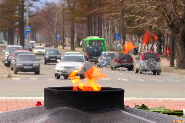 Сквозь пламя
Фотограф: АС-2й

Просмотров: 1324
Комментариев: 0