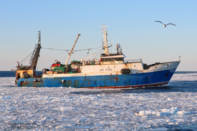 ЛАВИННЫЙ.   ( Бывший  БУХТА АНДРЕЕВА,  АЛТЫН,  COTE DELA VIERGE).     (IMO  8808575,  MMSI  273827000,  CS UCZH).  Татарский пролив.