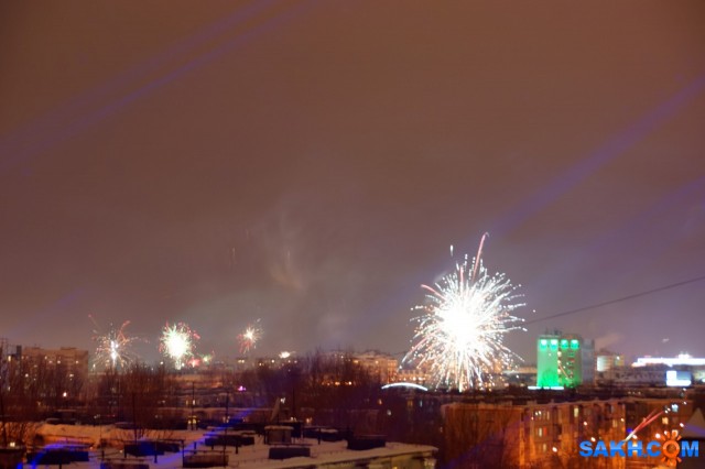 DSC07979_3000x2000
Фотограф: k5v7v
Салют в Южно-Сахалинске в первые минуты Нового 2014 года.

Просмотров: 731
Комментариев: 0