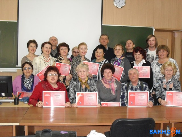 Выпуск Университета старшего поколения, факультета информационных технологий 22.04.2014 г.

Просмотров: 927
Комментариев: 0