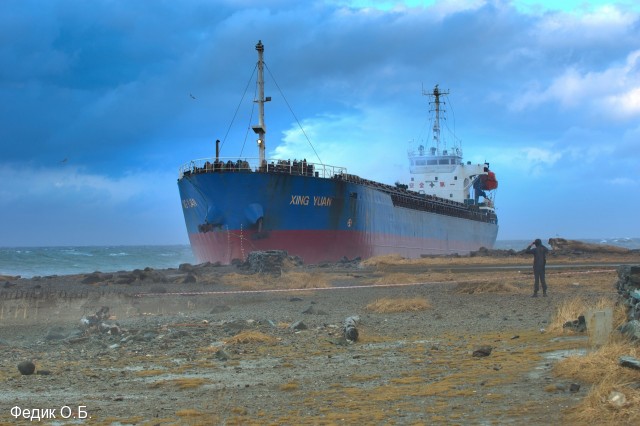 Колумб ll
Фотограф: Федик О.Б.
г.Холмск , судно вынесенное штормом на берег

Просмотров: 732
Комментариев: 0