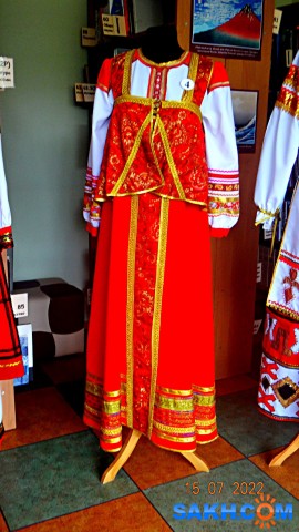 DSC00753
На выставке в областной библиотеке представлены стилизованные русские народные костюмы Тамбовской, 
Воронежской, Курской и Московской губерний.

Просмотров: 174
Комментариев: 0