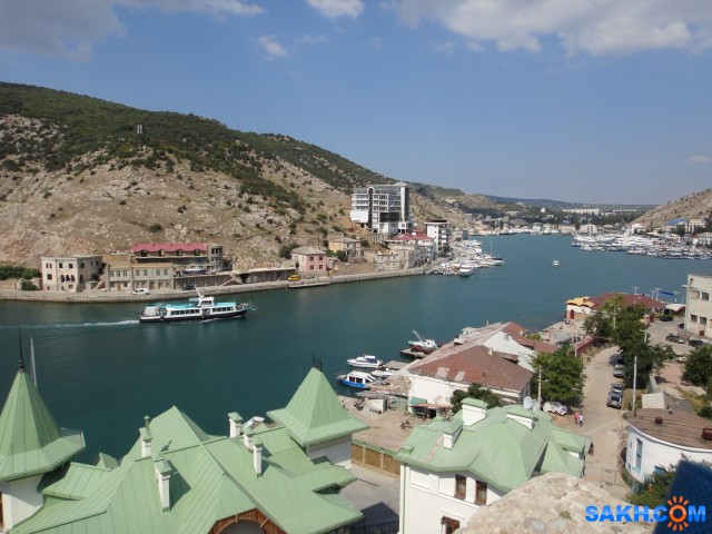 Балаклава Севастополя Сентябрь 2011 г.
Со стороны открытого моря гавань не видна.

Просмотров: 2259
Комментариев: 0