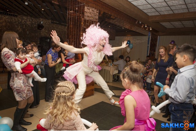 IMG_2516
Фотограф: фотохроник

Просмотров: 920
Комментариев: 0