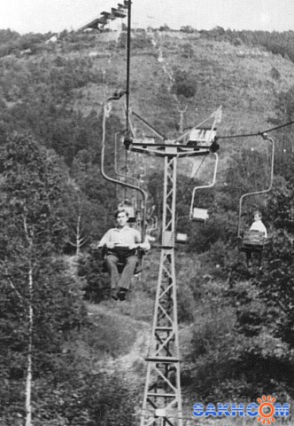 Лето 1975 г., на канатно-кресельной дороге

Просмотров: 2100
Комментариев: 0