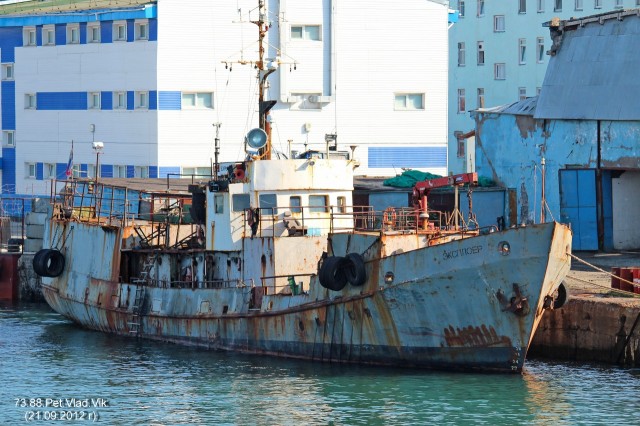 ЭКСПЛОЕР.    (Бывший  СЕРГЕЙ  МАРТЕМЬЯНИН,  КУМЖА).   (IMO  8038211,   CS  UIMC).  Порт  Невельск.