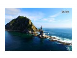 Название: Маяк на мысе Анива
Фотоальбом: С высоты...
Категория: Пейзаж
Фотограф: В.Дейкин

Время съемки/редактирования: 2015:08:31 14:30:10
Фотокамера: DJI - FC300X
Диафрагма: f/2.8
Выдержка: 1042/1000000
Фокусное расстояние: 361/100


Описание: Маяк был возведён в 1939 году японскими строителями по проекту архитектора Миуры Синобу. Башня высотой 31 метр имела внутри себя 9 этажей для размещения аппаратуры управления маяком, радиорубку, склады, комнаты для отдыха дежурившего персонала. Персонал маяка составлял 4 человека, по окончании навигации рабочие покидали маяк и жили в посёлке Южный неподалёку от мыса. Маяк функционировал на дизельном генераторе и резервных аккумуляторах до начала девяностых, а вот далее...

Просмотров: 4883
Комментариев: 0