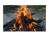 У речки на костре да рыбку на прутиках... и картошку запечь....
Фотограф: vikirin

Просмотров: 2347
Комментариев: 0