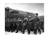 Парад 7 ноября 1941 года на Красной площади
фрагмент фото. Они победили фашизм!

Просмотров: 6536
Комментариев: 0